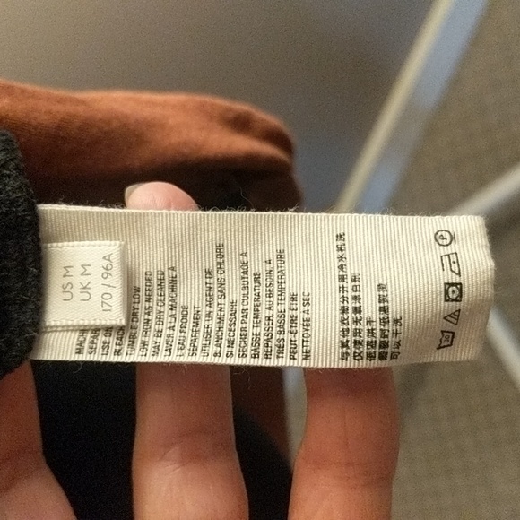 We The Free Feelin' it balloon-sleeve tee in Black - Picture 6 of 8